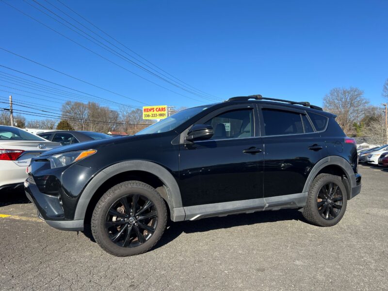 2018 Toyota RAV-4 - Black